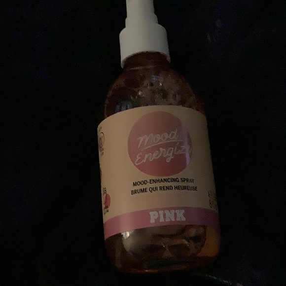 V.S PINKKKK - Picture 1 of 2
